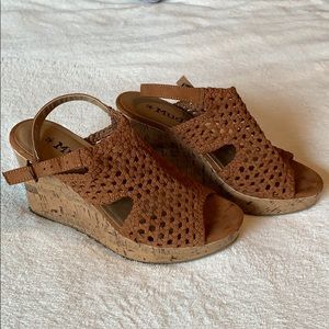 3 for $10 - Brown Wedges